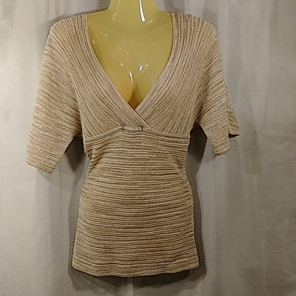 White House Black Market tops size small